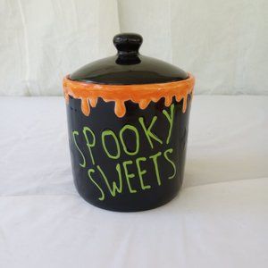 NWOT  Spooky Sweets Ceramic Cookie Jar-